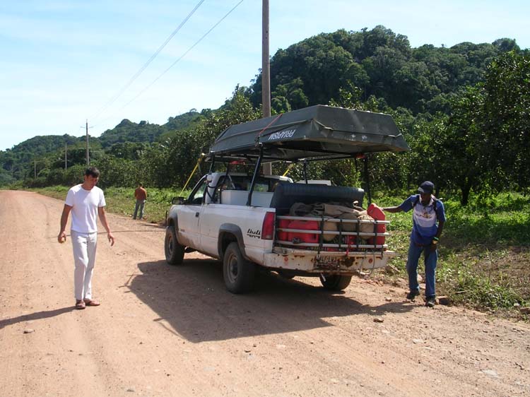 placencia-05-dirt-highway