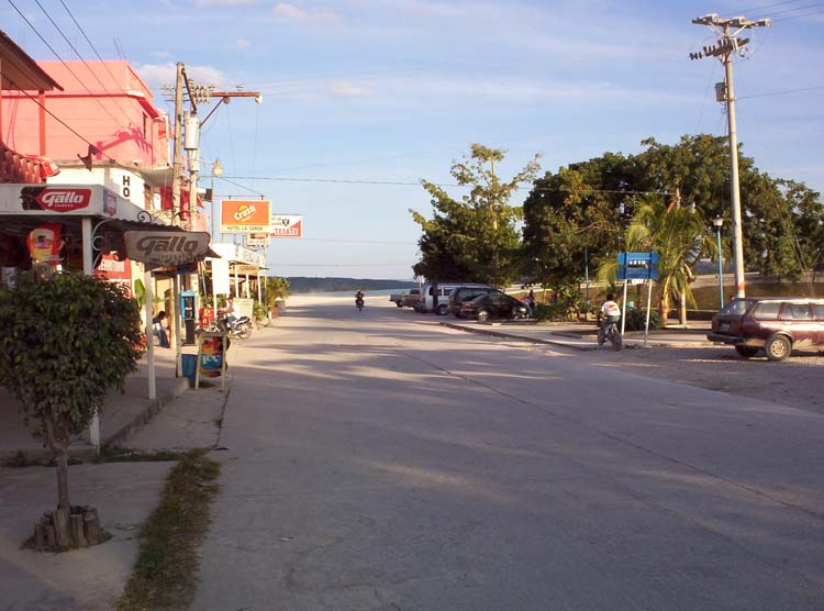 flores-16-front-street-flores