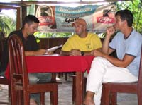 flores-08-border-meal