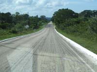 flores-11-border-road