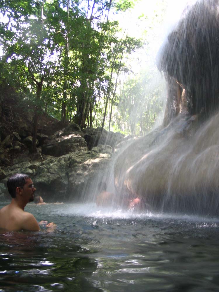 dulce-18-waterfall-robert