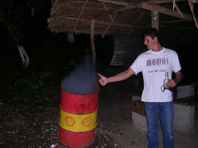 dulce2-03-kyle-trash