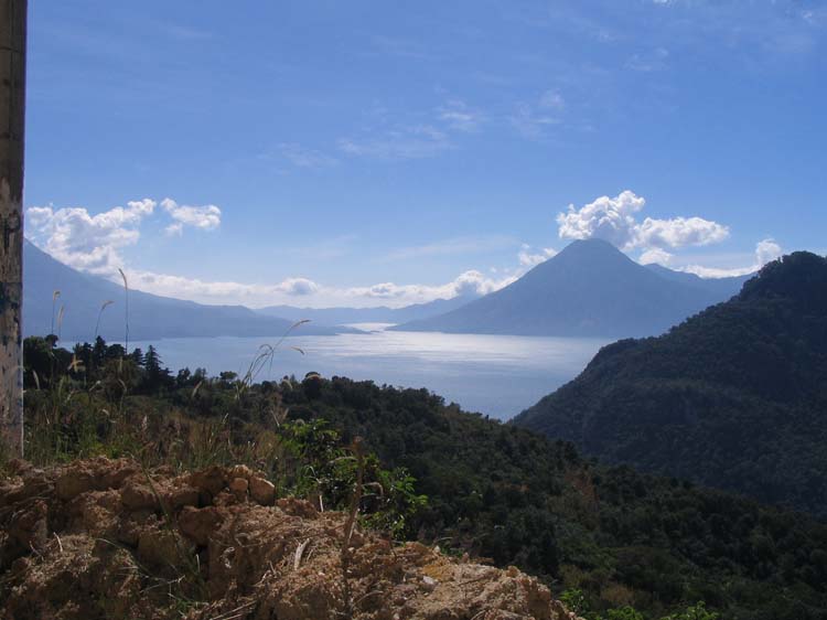 pana1-11-pana-14-lake-atitlan