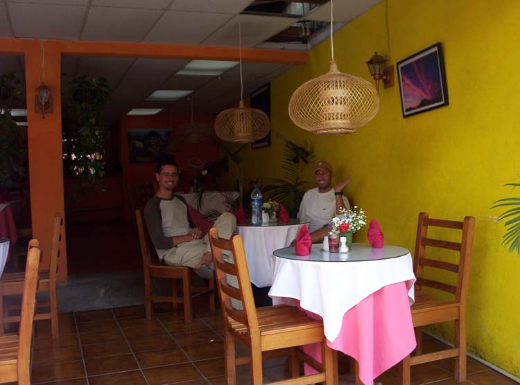 pana1-24-pana2-03-fav-restaurant