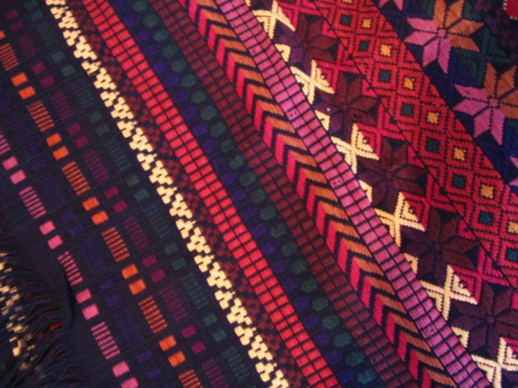 pana2-08-pana3-17-table-cloth