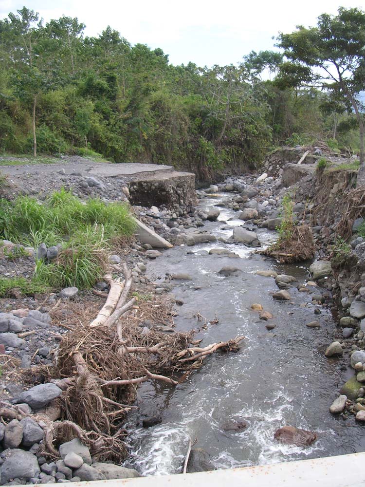 monterico-01-monte-29-road-washout
