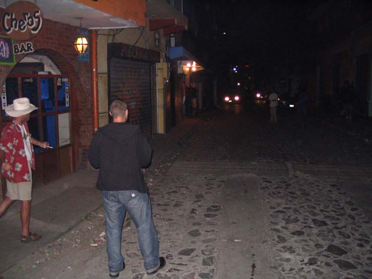 pana3-47-firefight-between-bars