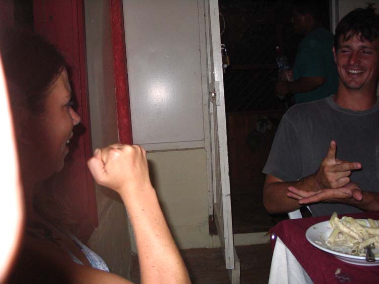 utila-38-rock-paper-scisssors