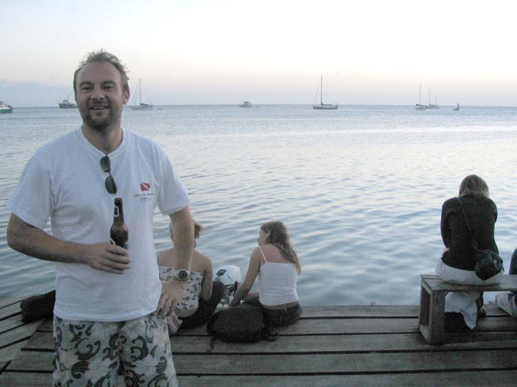 utila-53-sundown-justin