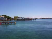 utila-05-toward-dock