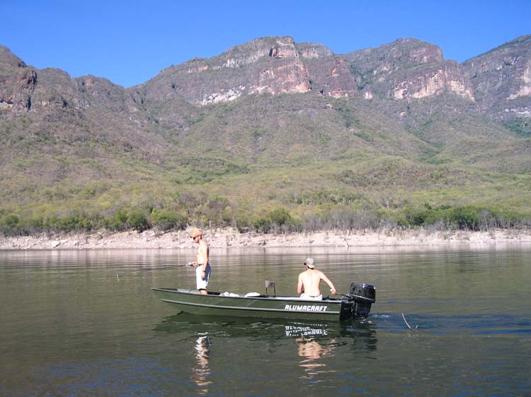 huites-65-past-canyon