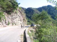 salto-11-overlook-of-small-town