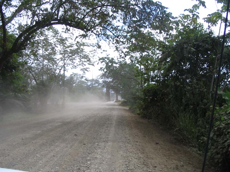 golfito-01-backroadin