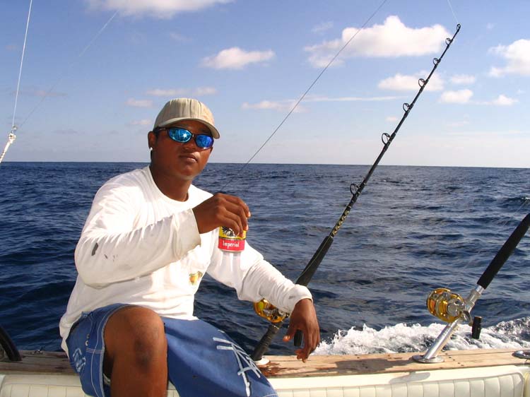 quepos-66-have-a-beer