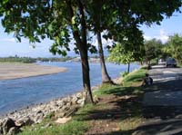 quepos-06-front-road