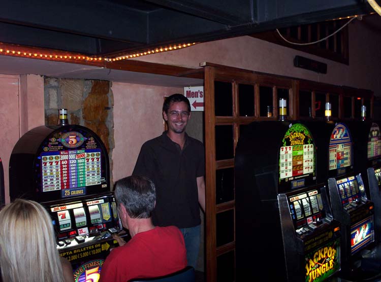 cr-sanjose-01-hotel-del-rey