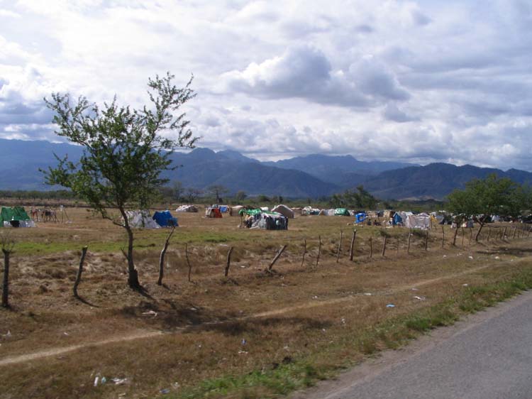 n-granada-02-shanties