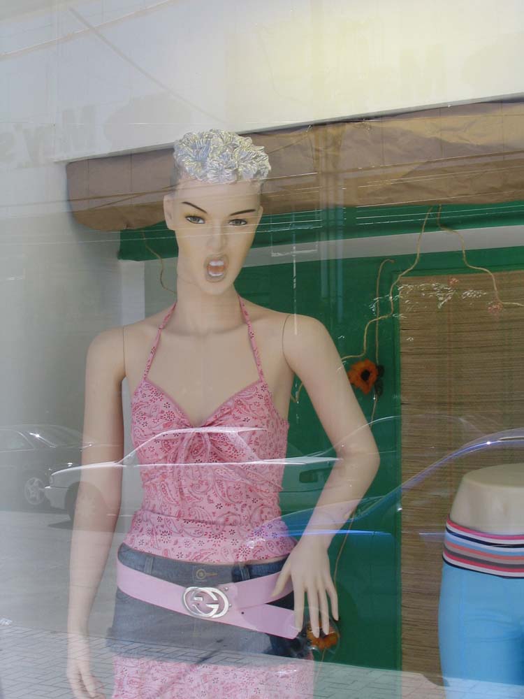 pan-colon-09-creepy-model