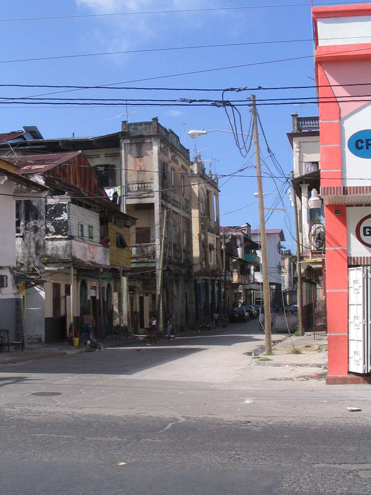 pan-colon-15-local-slums